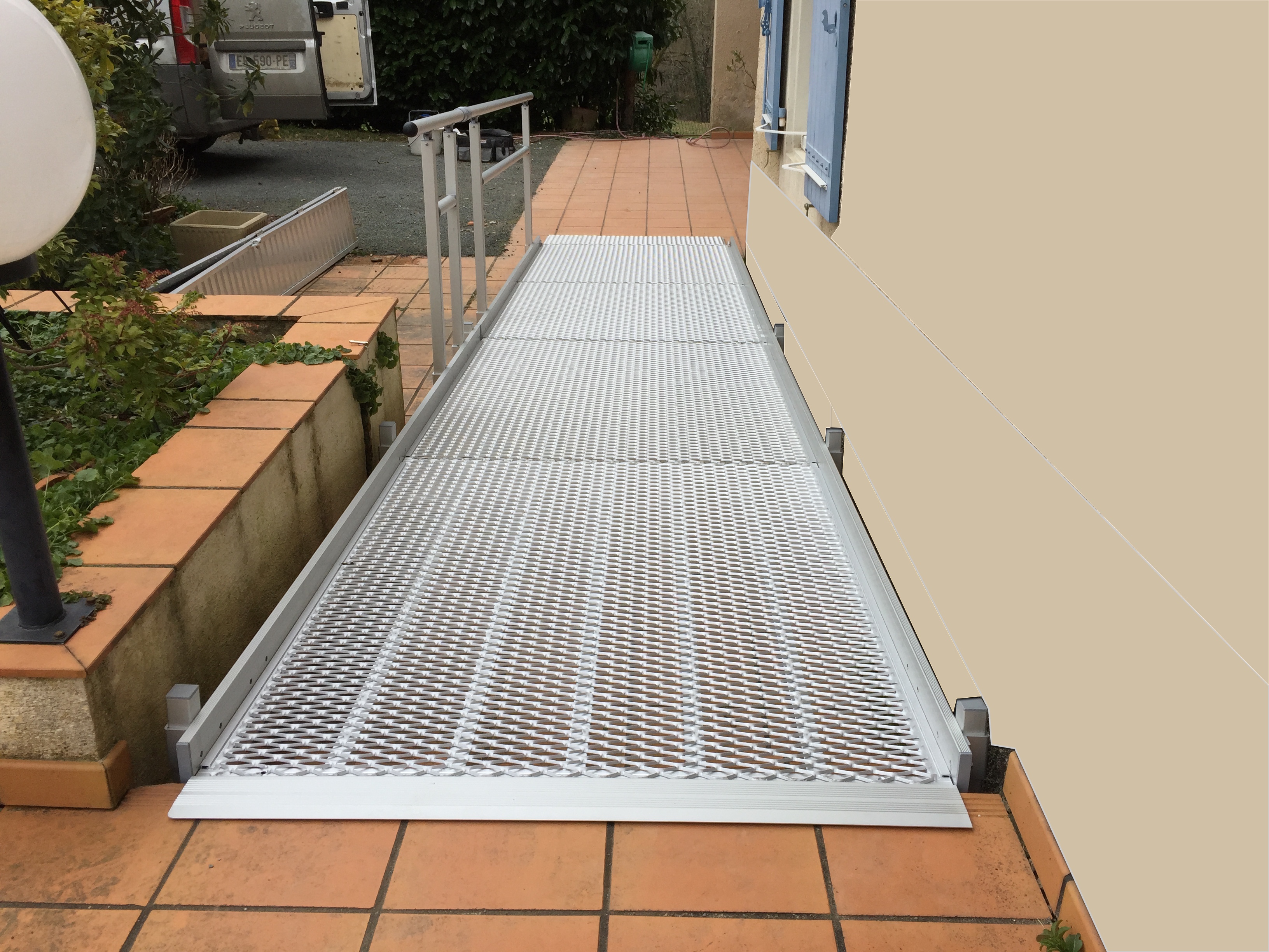 Rampe FEAL passerelle modulaire PMR